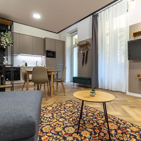 Downtown Luxury Apartment Budapest Eksteriør billede